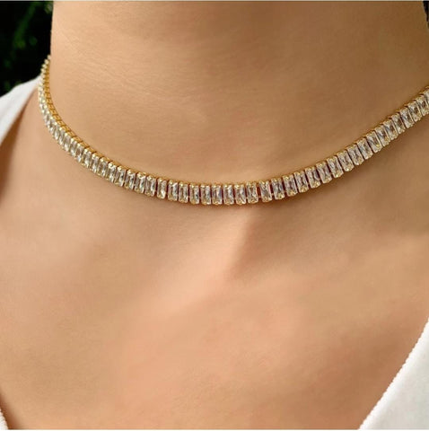 Elegant diamond necklace with earrings set