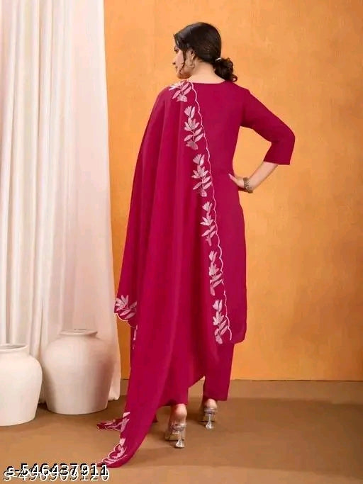 Vivaah Kurta Set With Dupatta